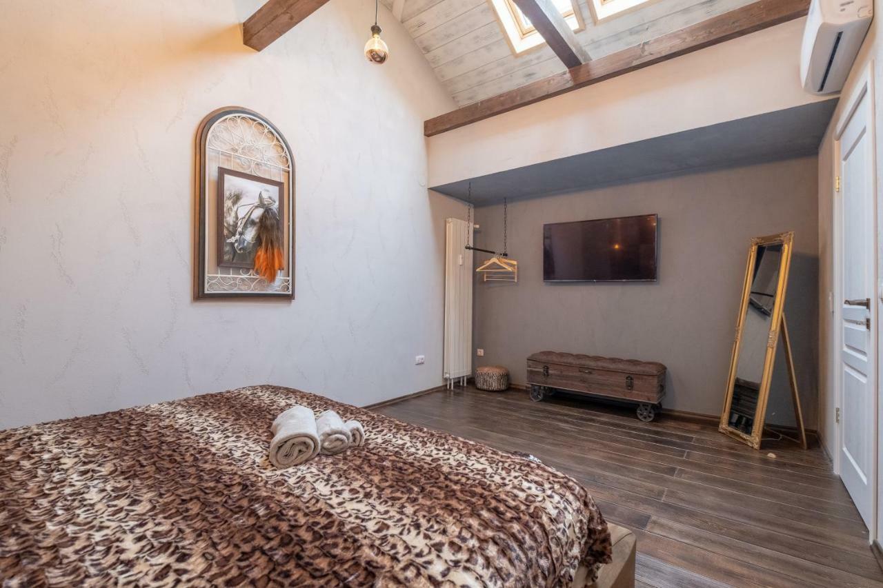 2-bedroom Elegant In Mediterranean Style סופיה