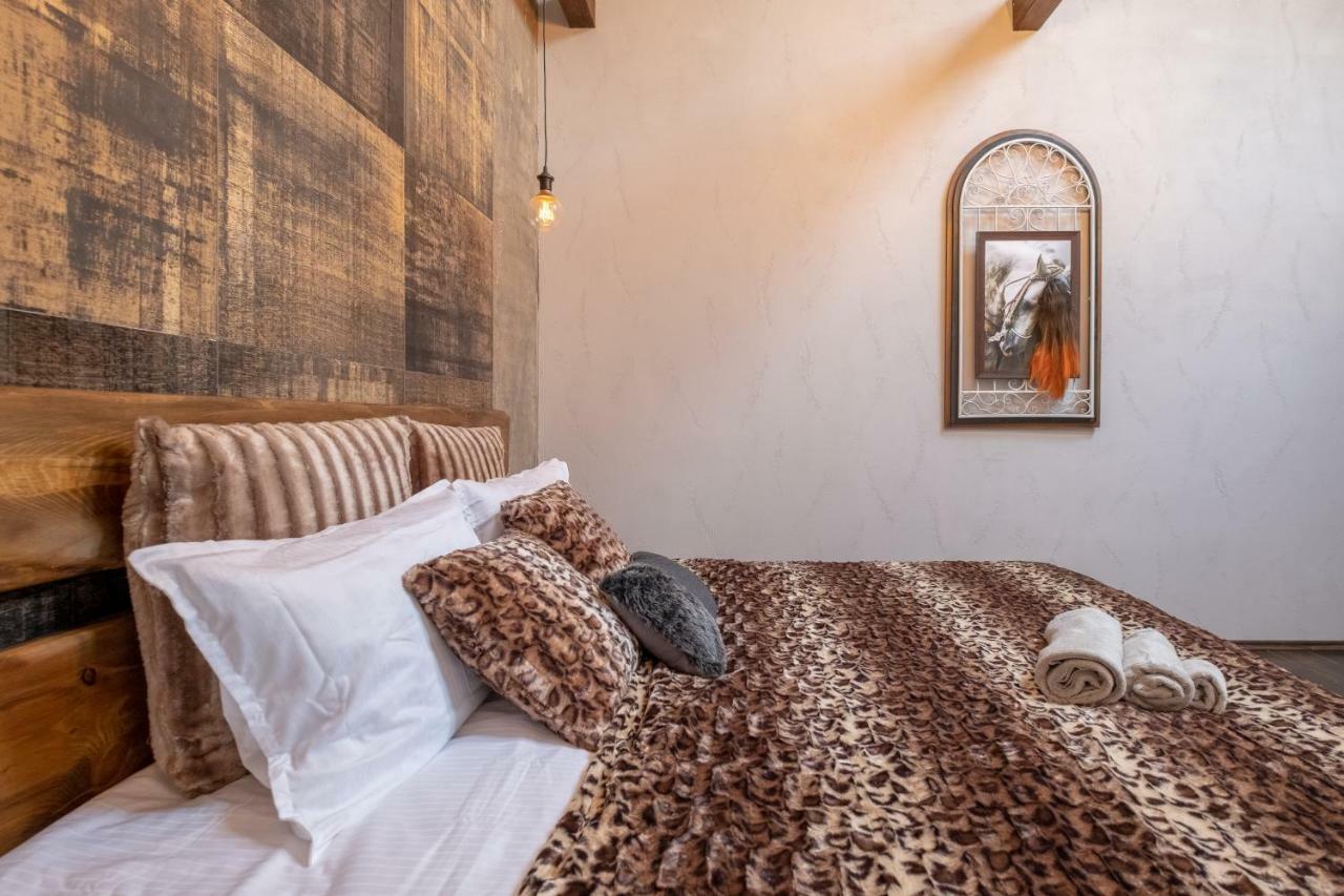 2-bedroom Elegant In Mediterranean Style סופיה