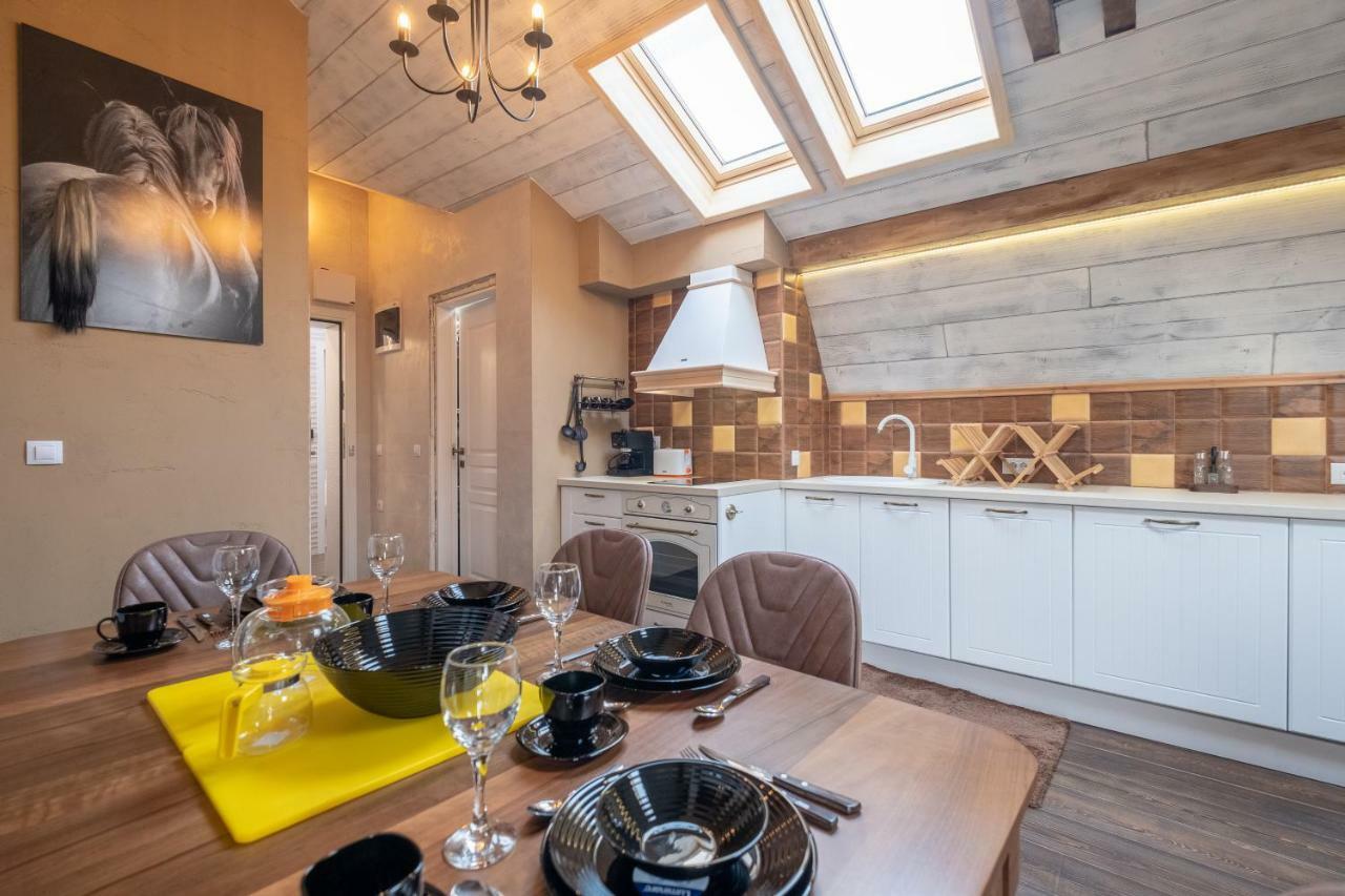 Dream - Designer Two Bedroom On Hristo Belchev Appartamento